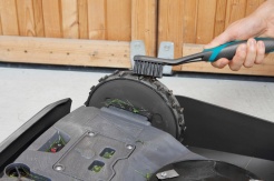 Sada pro údržbu a čištění robotické sekačky Gardena